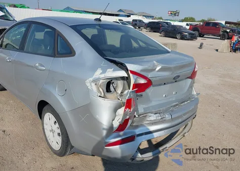 2016 Ford Fiesta S z USA, uszkodzony, nr VIN 3FADP4AJ3GM193270